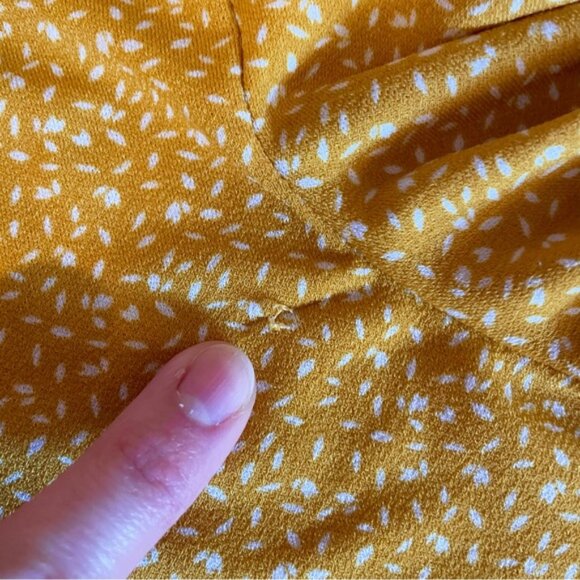 ADRIANNA PAPELL Caterpillar Sleeve 3/4 Sleeve Top Mustard Golden Yellow Printed - Picture 13 of 14